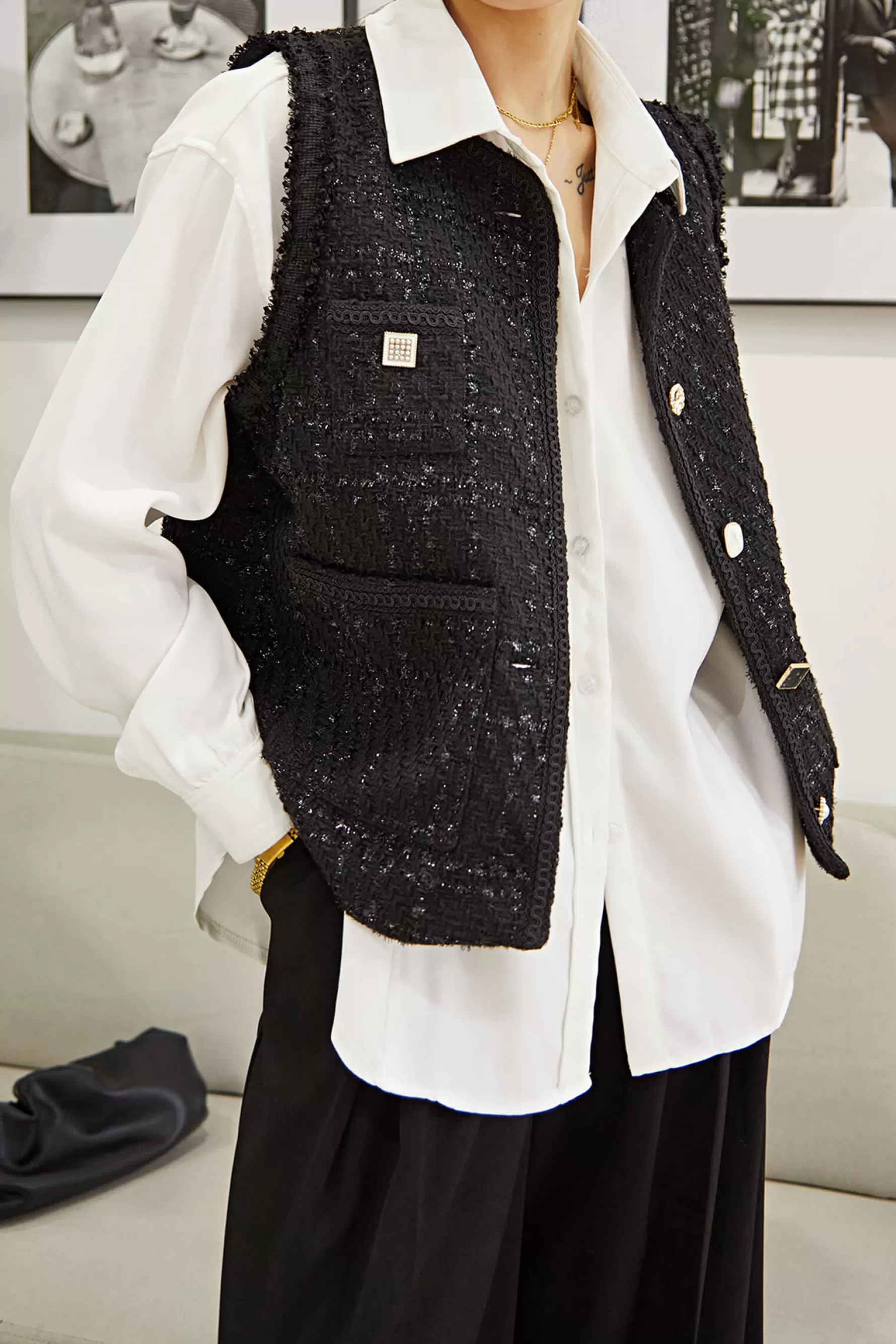 Jingus Crew Neck Frayed Trim Button-Up  Tweed Vest-J.ING