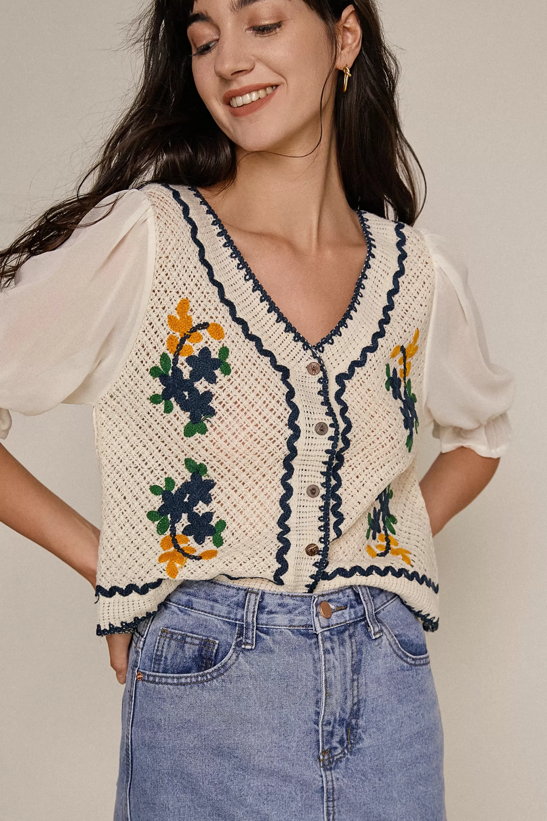 Jingus Floral Embroidery Contrast Trim Cardigan-J.ING